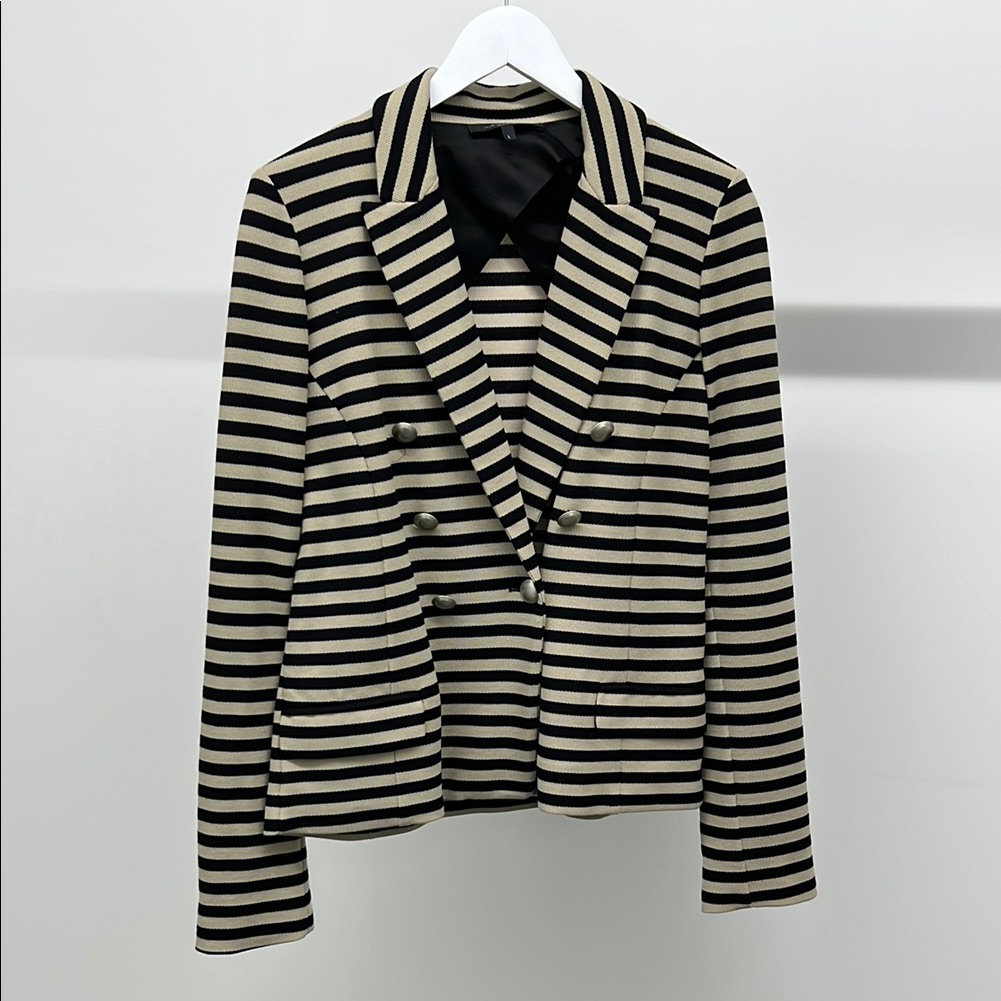 Weekend Max Mara Black And Cream Striped Knit Blazer